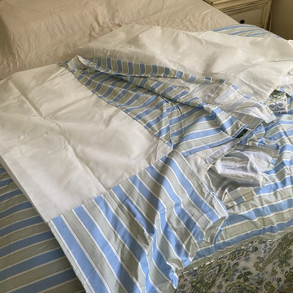 Ralph Lauren Paisley Striped Reversible King Size Comforter, 2 Shams & Bedskirt